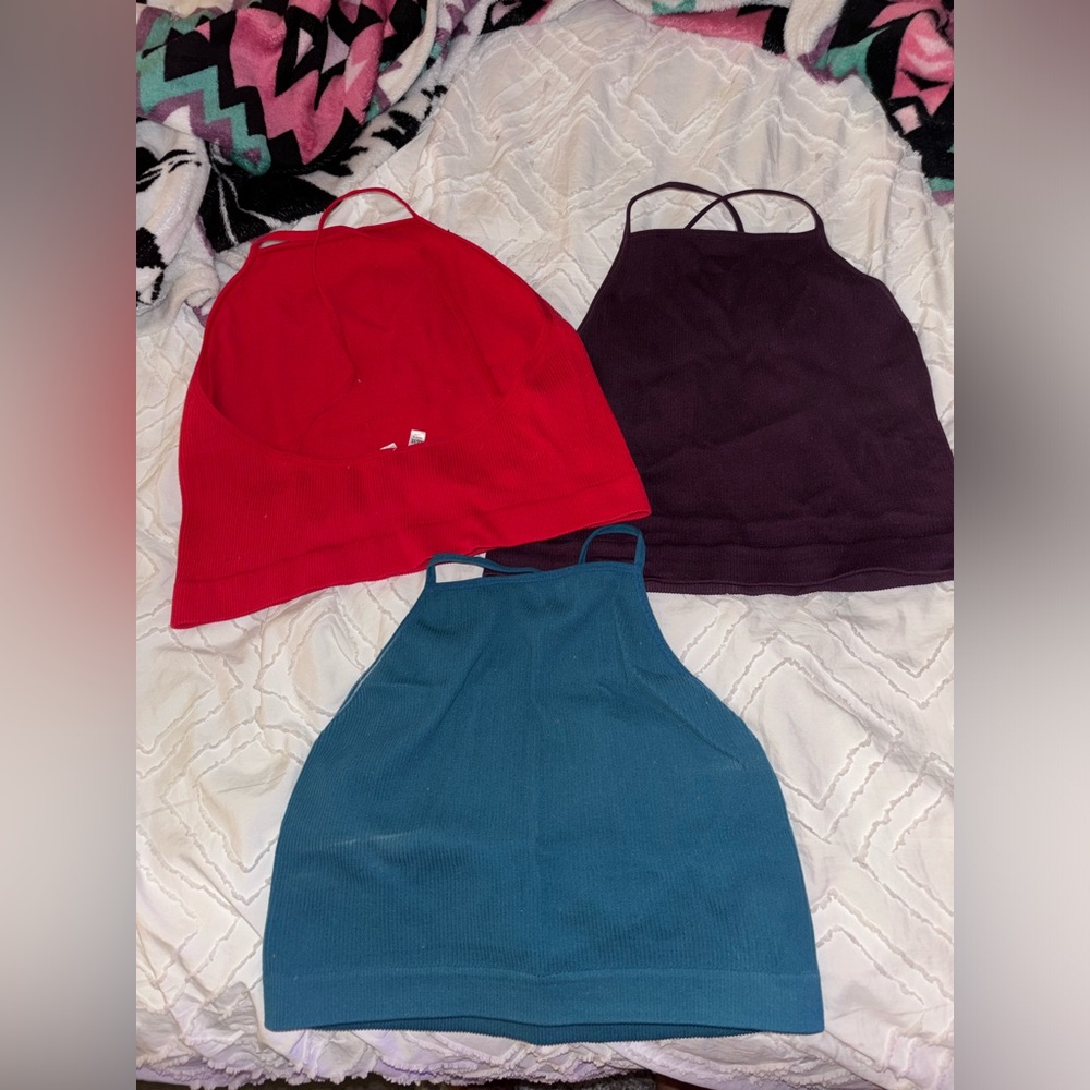 LOT OF CROP TANKS